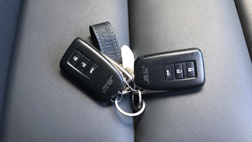 Lexus NX 300h 2.5 5dr CVT [8 Inch Nav] Hybrid Estate - Image 19