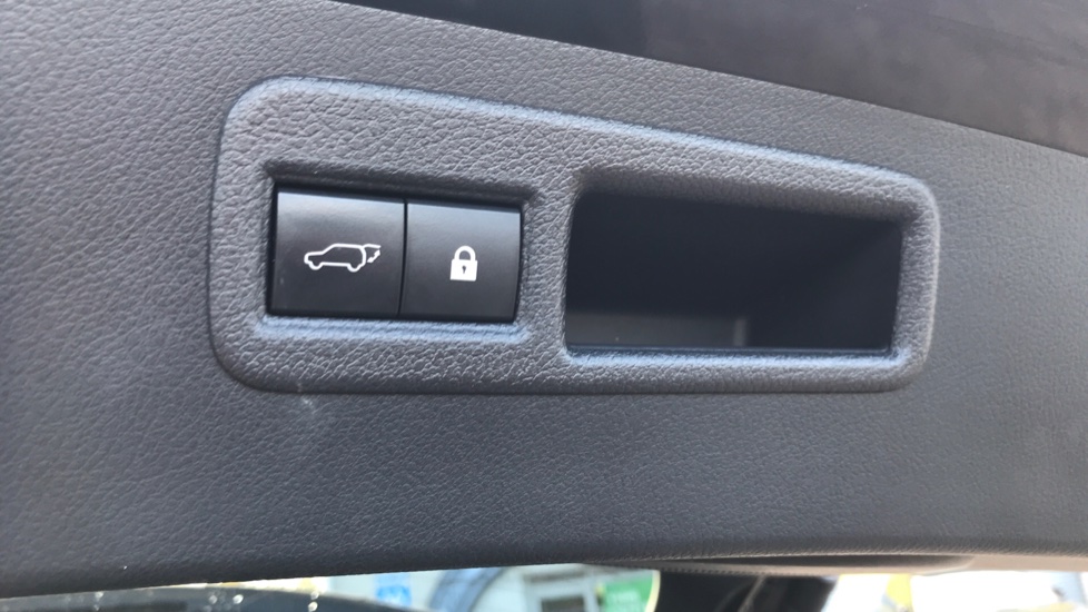 Lexus NX 300h 2.5 5dr CVT [8 Inch Nav] Hybrid Estate - Image 26