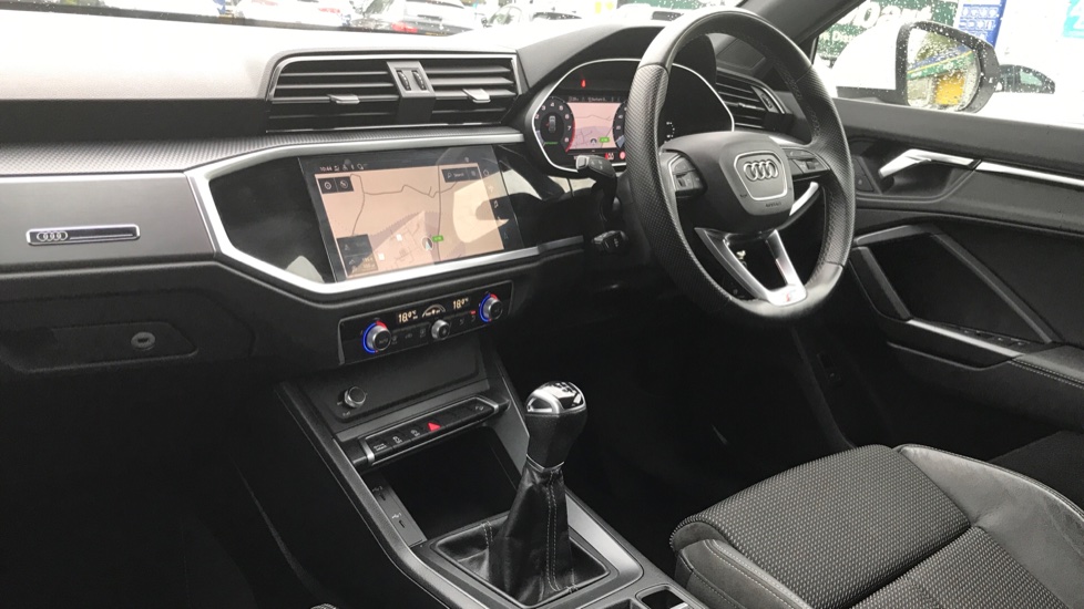 Audi Q3 35 TFSI S Line 5dr Petrol Estate - Image 9