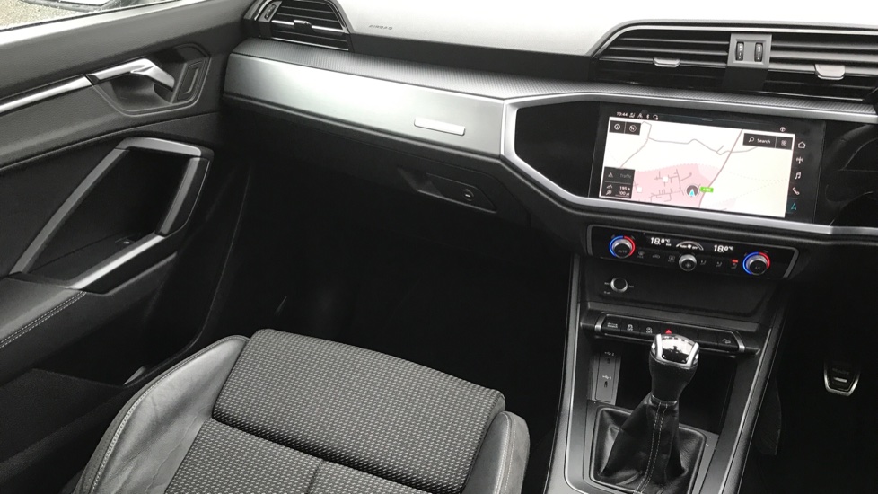 Audi Q3 35 TFSI S Line 5dr Petrol Estate - Image 14
