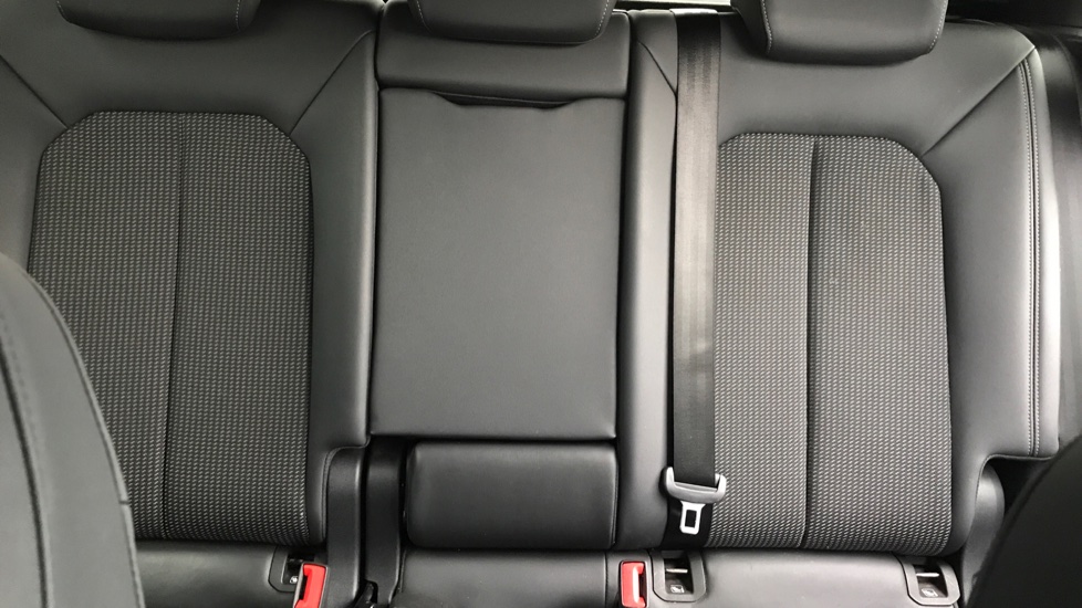 Audi Q3 35 TFSI S Line 5dr Petrol Estate - Image 15