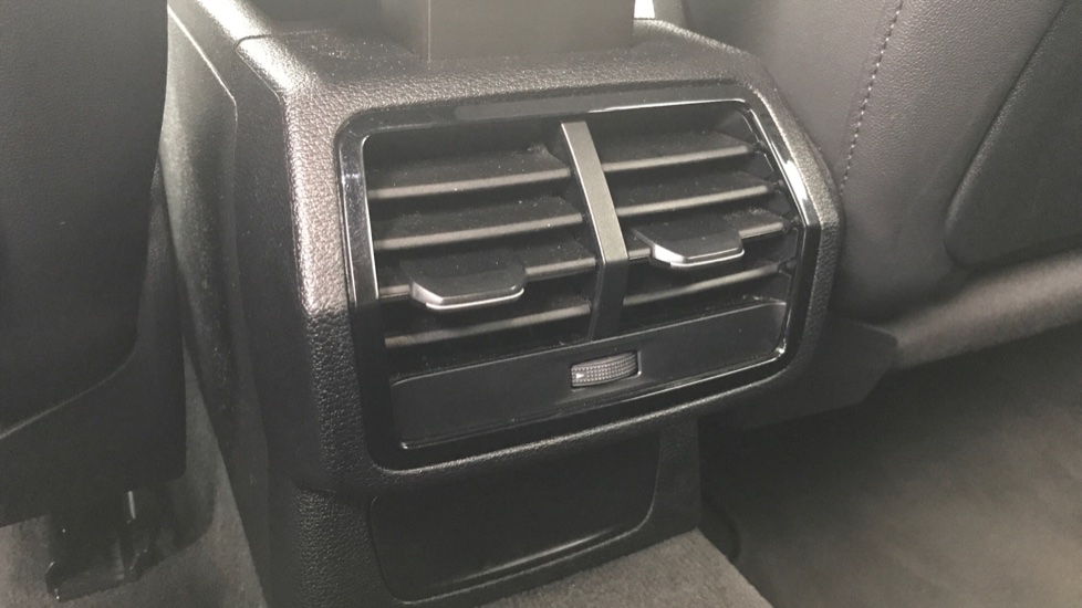 Audi Q3 35 TFSI S Line 5dr Petrol Estate - Image 31