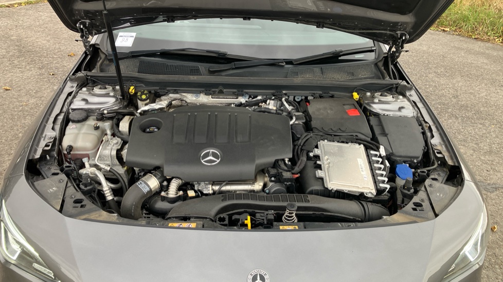 Mercedes-Benz CLA 220d AMG Line Premium Plus 5dr Tip Auto Diesel Estate - Image 8