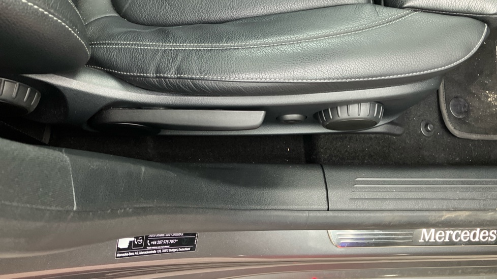 Mercedes-Benz CLA 220d AMG Line Premium Plus 5dr Tip Auto Diesel Estate - Image 27