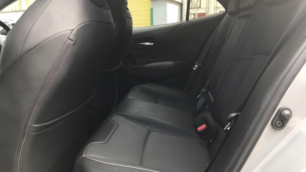 Toyota Corolla 1.8 VVT-i Hybrid Excel 5dr CVT Hybrid Hatchback - Image 16