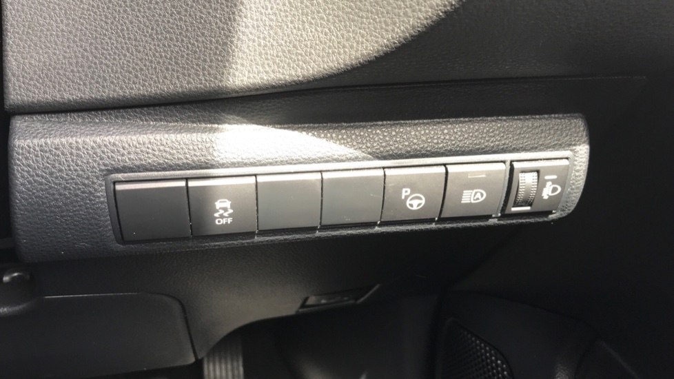 Toyota Corolla 1.8 VVT-i Hybrid Excel 5dr CVT Hybrid Hatchback - Image 24