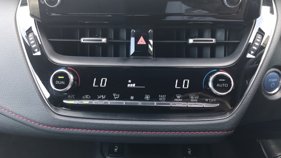 Toyota Corolla 1.8 VVT-i Hybrid Excel 5dr CVT Hybrid Hatchback - Image 30