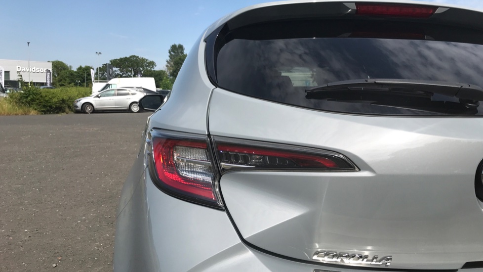 Toyota Corolla 1.8 VVT-i Hybrid Excel 5dr CVT Hybrid Hatchback - Image 32
