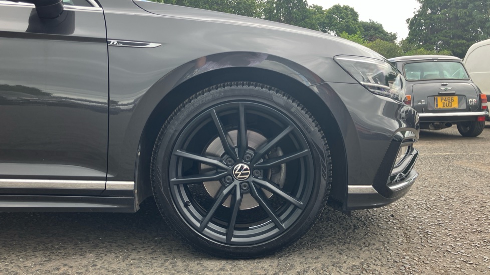 Volkswagen Passat 1.5 TSI EVO R-Line 5dr DSG Petrol Estate - Image 7