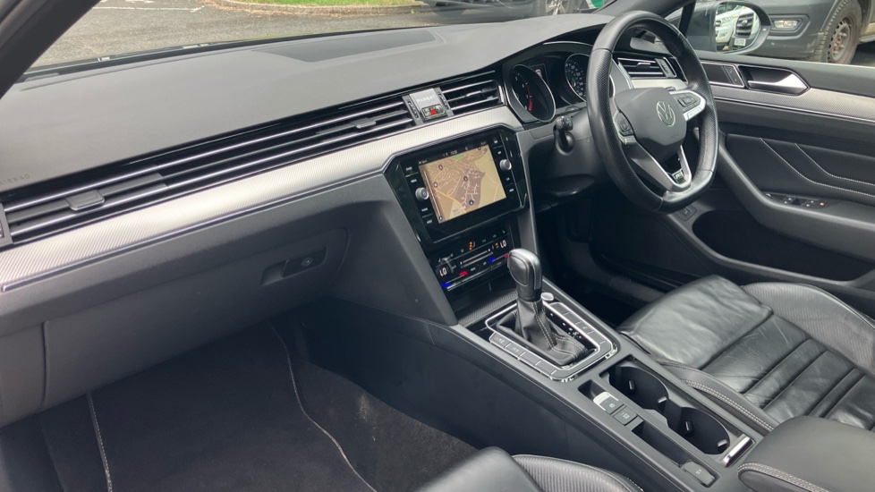 Volkswagen Passat 1.5 TSI EVO R-Line 5dr DSG Petrol Estate - Image 9