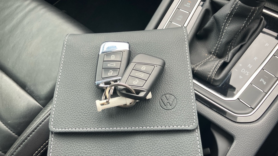 Volkswagen Passat 1.5 TSI EVO R-Line 5dr DSG Petrol Estate - Image 19