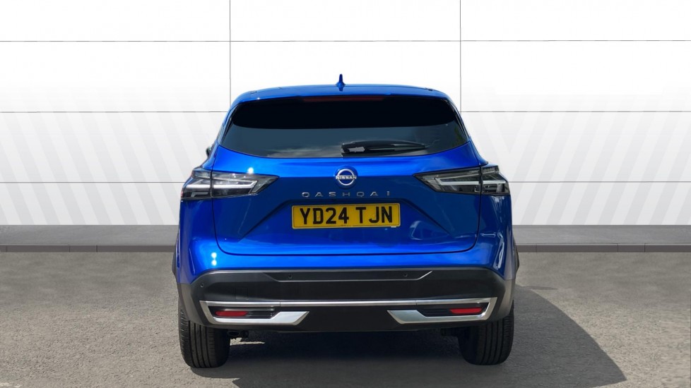 Nissan Qashqai 1.3 DiG-T MH Acenta Premium 5dr Petrol Hatchback - Image 6
