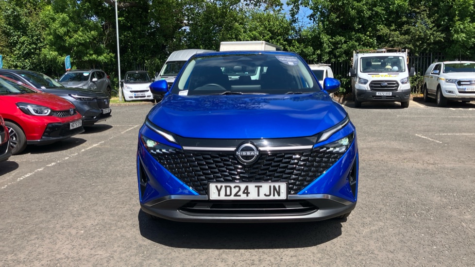 Nissan Qashqai 1.3 DiG-T MH Acenta Premium 5dr Petrol Hatchback - Image 22