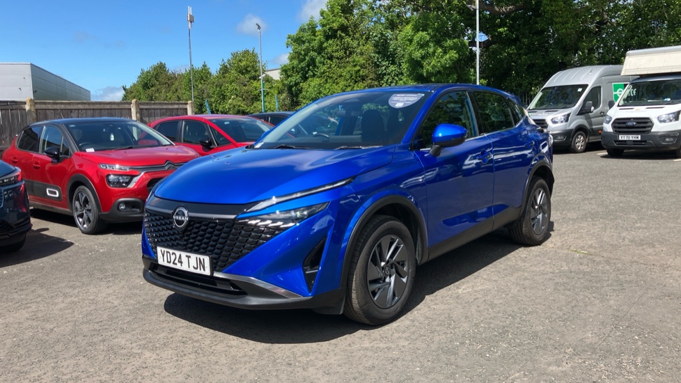 Nissan Qashqai 1.3 DiG-T MH Acenta Premium 5dr Petrol Hatchback - Image 23