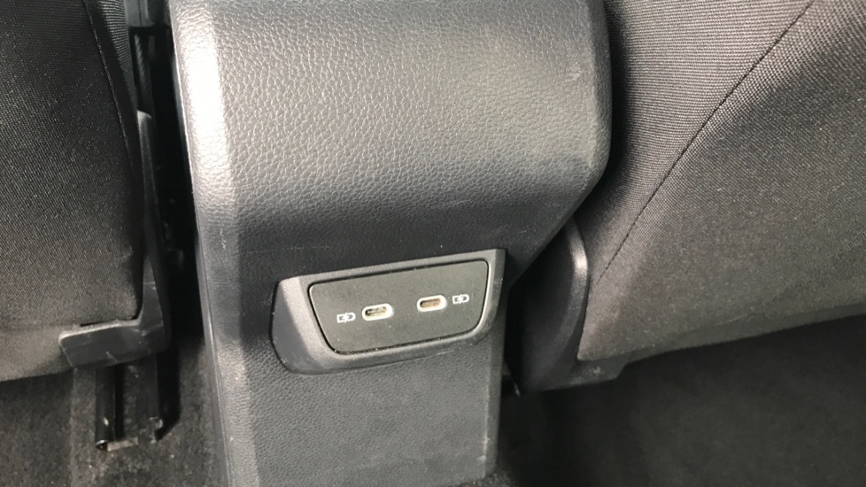 Volkswagen Taigo 1.5 TSI 150 R-Line 5dr DSG Petrol Hatchback - Image 21