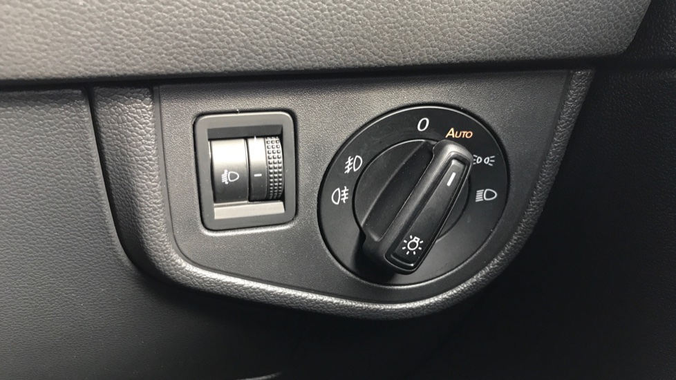 Volkswagen Taigo 1.5 TSI 150 R-Line 5dr DSG Petrol Hatchback - Image 23