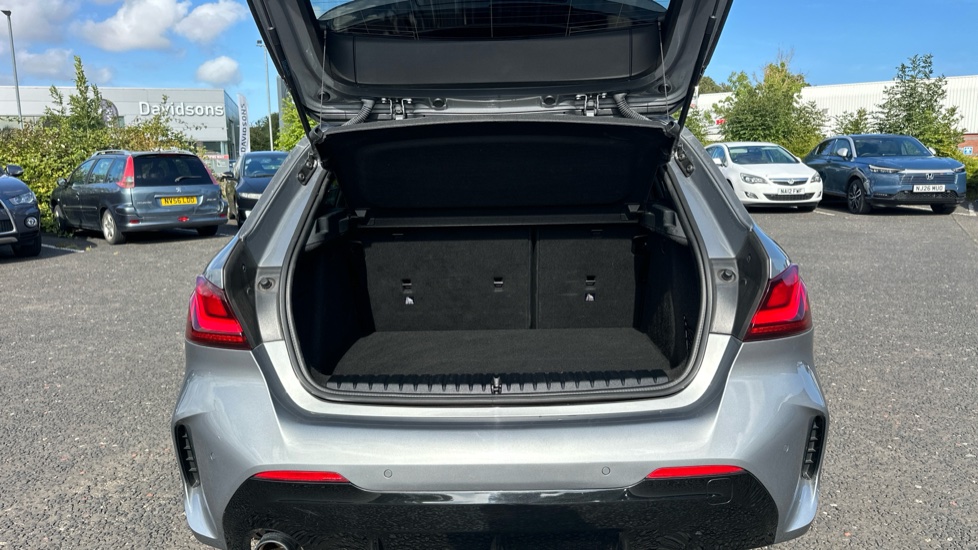 BMW 1 Series 118i [136] M Sport 5dr Step Auto [LCP] Petrol Hatchback - Image 4