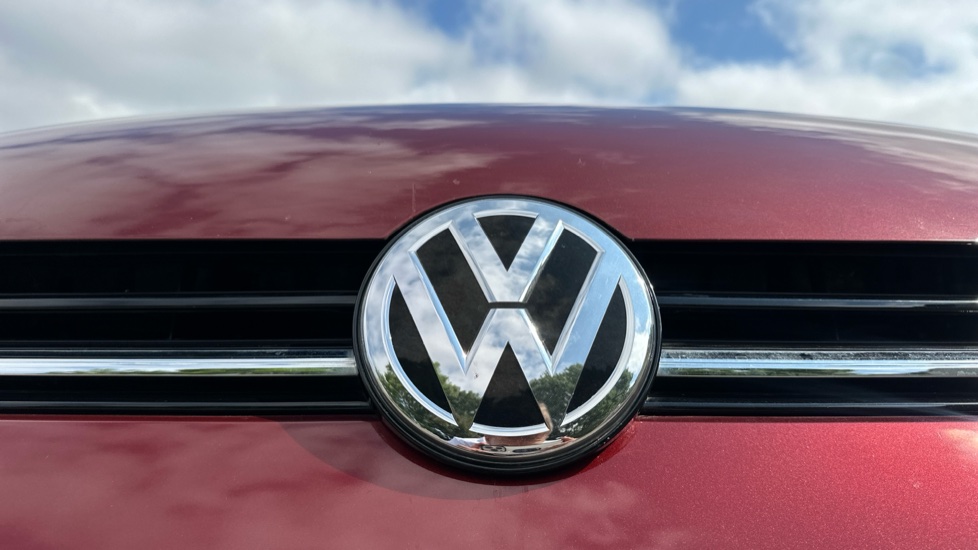 Volkswagen Golf 1.5 TSI EVO 150 GT 5dr Petrol Estate - Image 8
