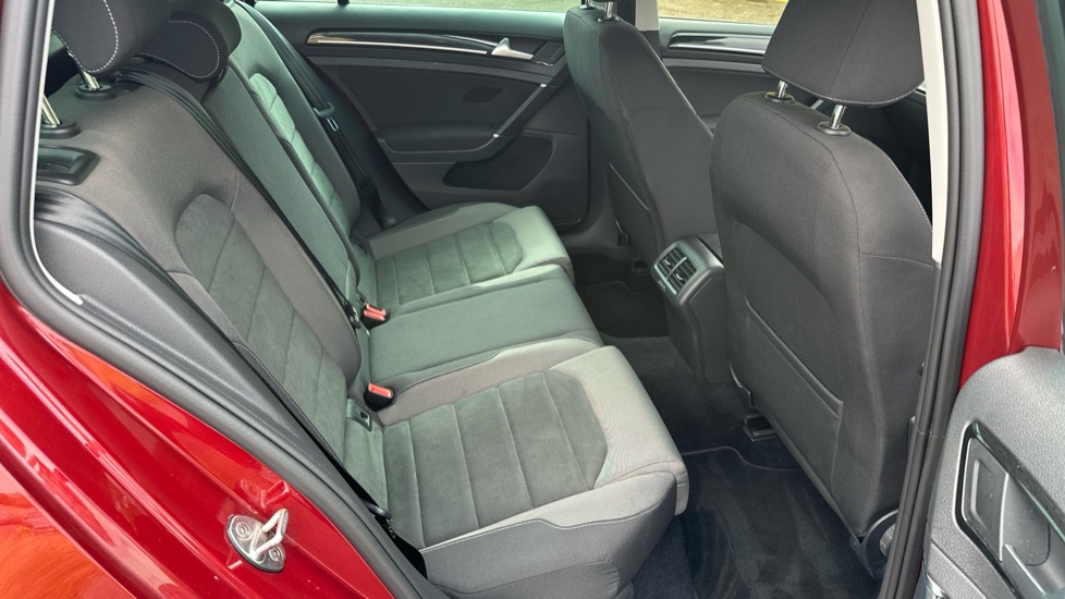 Volkswagen Golf 1.5 TSI EVO 150 GT 5dr Petrol Estate - Image 31