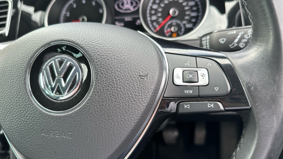 Volkswagen Golf 1.5 TSI EVO 150 GT 5dr Petrol Estate - Image 39