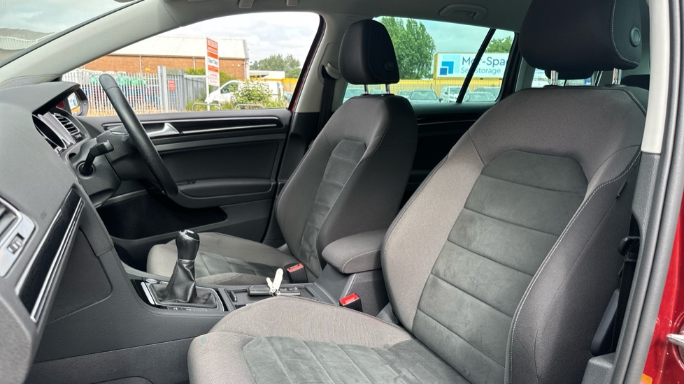Volkswagen Golf 1.5 TSI EVO 150 GT 5dr Petrol Estate - Image 43