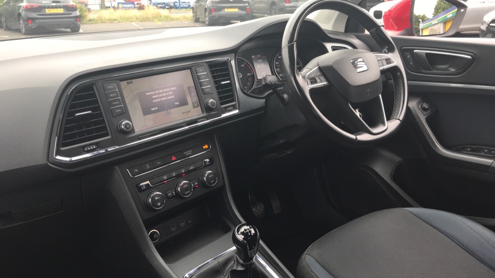 SEAT Ateca 1.6 TDI SE Technology [EZ] 5dr Diesel Estate - Image 9