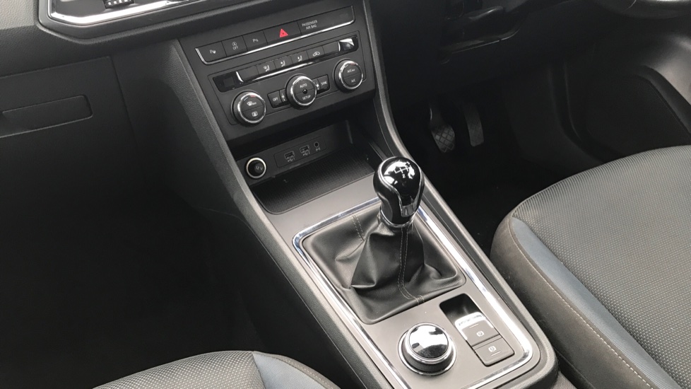 SEAT Ateca 1.6 TDI SE Technology [EZ] 5dr Diesel Estate - Image 13