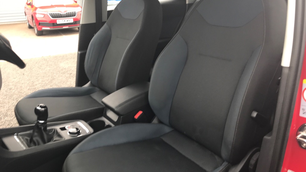 SEAT Ateca 1.6 TDI SE Technology [EZ] 5dr Diesel Estate - Image 40