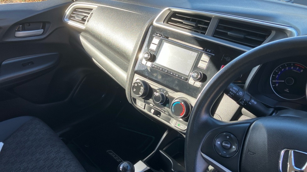 Honda Jazz 1.3 S 5dr Petrol Hatchback - Image 14
