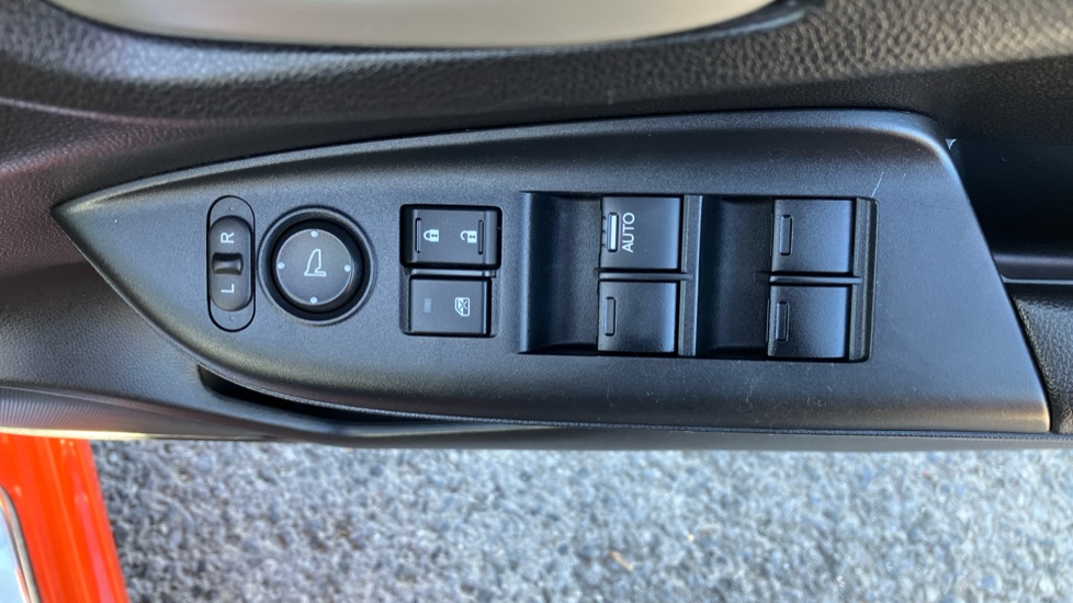 Honda Jazz 1.3 S 5dr Petrol Hatchback - Image 29