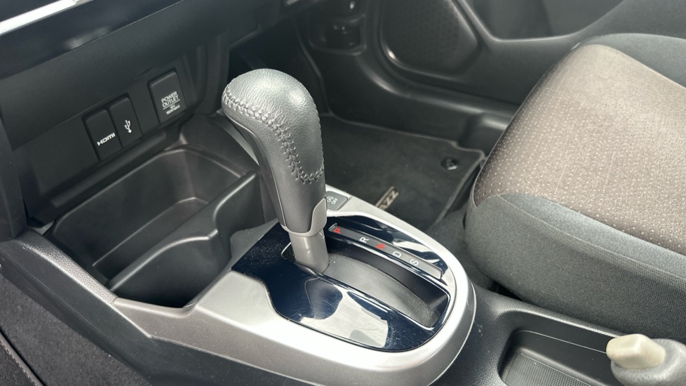 Honda Jazz 1.3 EX Navi 5dr CVT Petrol Hatchback - Image 13