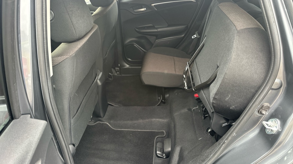 Honda Jazz 1.3 EX Navi 5dr CVT Petrol Hatchback - Image 22
