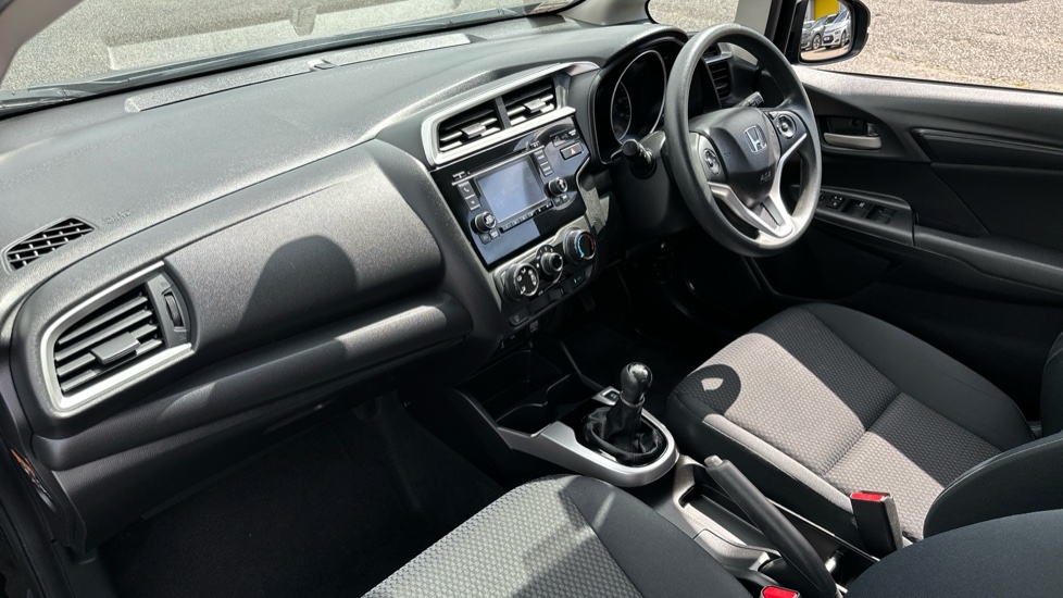 Honda Jazz 1.3 i-VTEC S 5dr Petrol Hatchback - Image 9