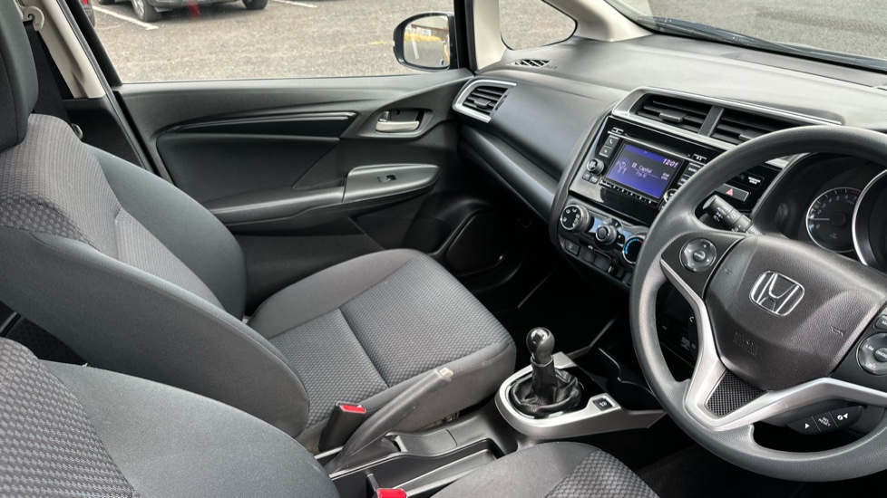 Honda Jazz 1.3 i-VTEC S 5dr Petrol Hatchback - Image 14