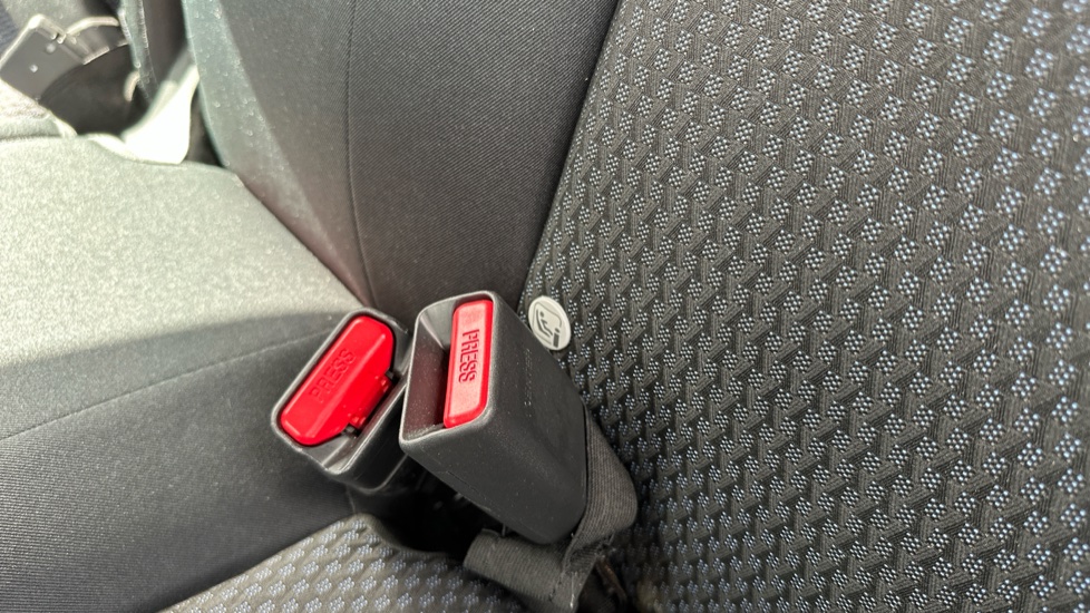 Honda Jazz 1.3 i-VTEC S 5dr Petrol Hatchback - Image 17