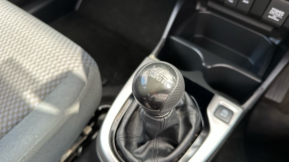 Honda Jazz 1.3 i-VTEC S 5dr Petrol Hatchback - Image 38