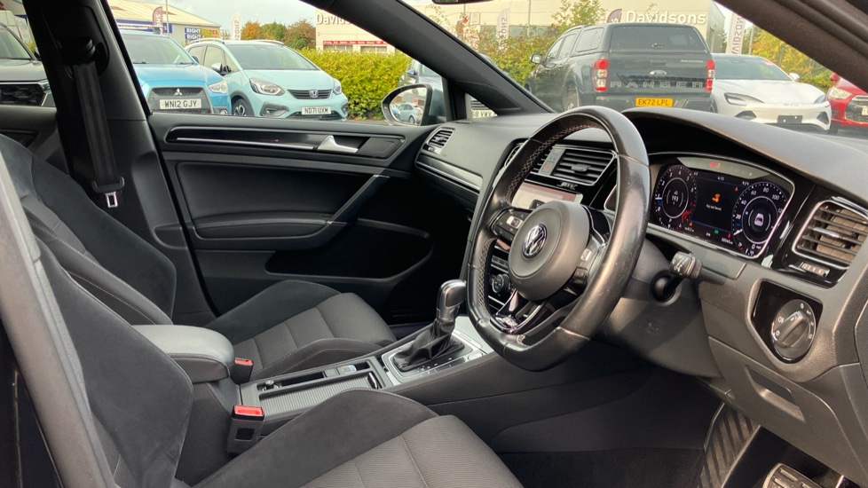 Volkswagen Golf 2.0 TSI 300 R 5dr 4MOTION DSG Petrol Hatchback - Image 11
