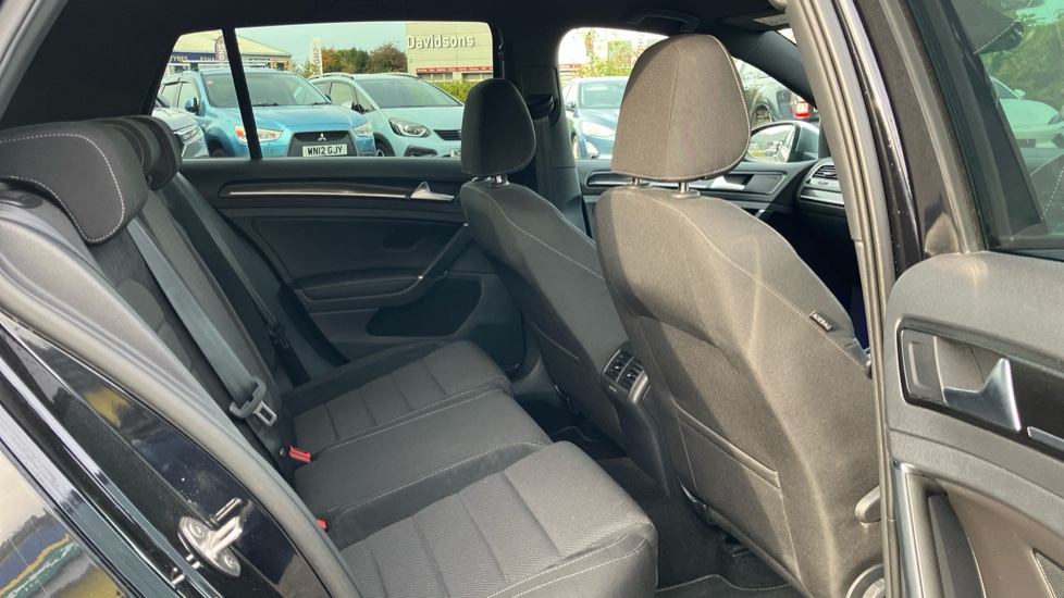 Volkswagen Golf 2.0 TSI 300 R 5dr 4MOTION DSG Petrol Hatchback - Image 16