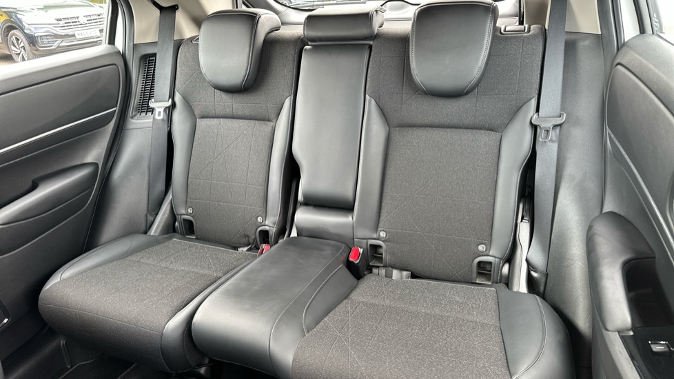 Honda HR-V 1.5 eHEV Advance 5dr CVT Hybrid Hatchback - Image 8