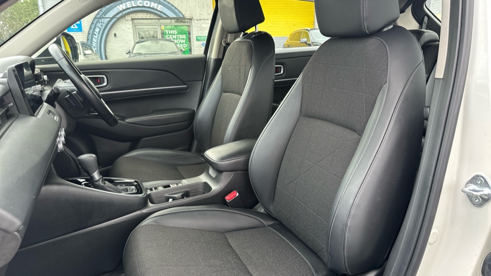 Honda HR-V 1.5 eHEV Advance 5dr CVT Hybrid Hatchback - Image 13