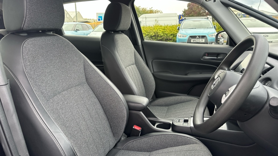 Honda Jazz 1.5 i-MMD Hybrid SR 5dr eCVT Hybrid Hatchback - Image 36