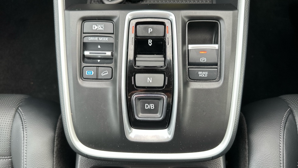Honda CR-V 2.0 ePHEV Advance Tech 5dr eCVT Estate - Image 31