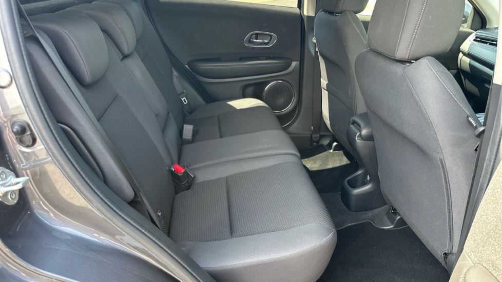 Honda HR-V 1.5 i-VTEC SE CVT 5dr Petrol Hatchback - Image 18