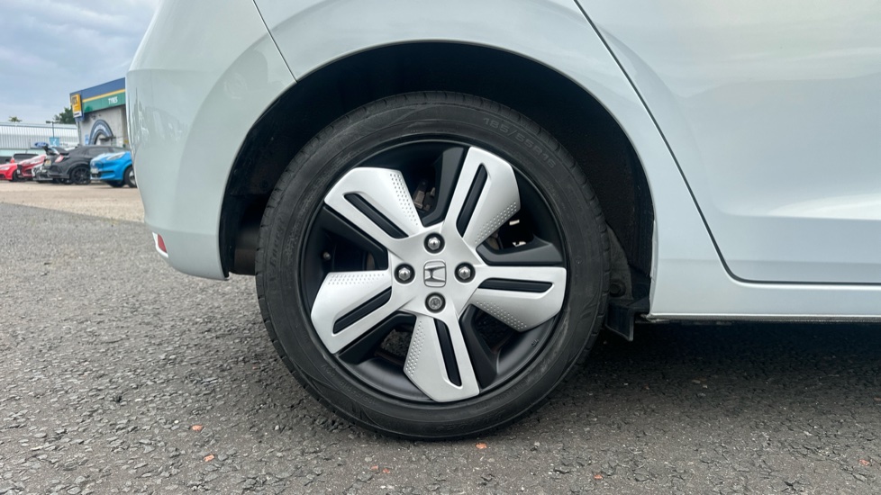 Honda Jazz 1.5 i-MMD Hybrid EX 5dr eCVT Hybrid Hatchback - Image 9
