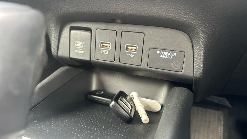 Honda Jazz 1.5 i-MMD Hybrid EX 5dr eCVT Hybrid Hatchback - Image 20