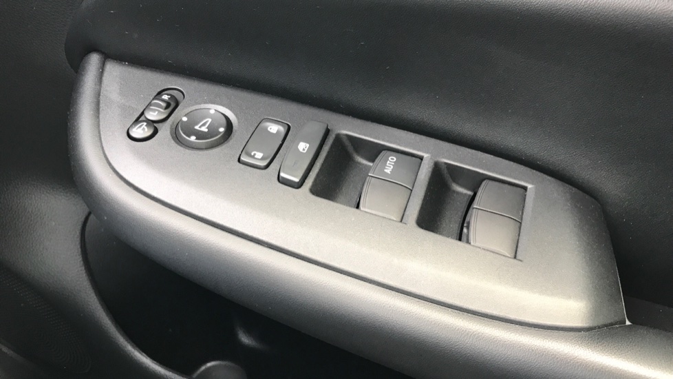 Honda Jazz 1.5 i-MMD Hybrid SR 5dr eCVT Hybrid Hatchback - Image 26