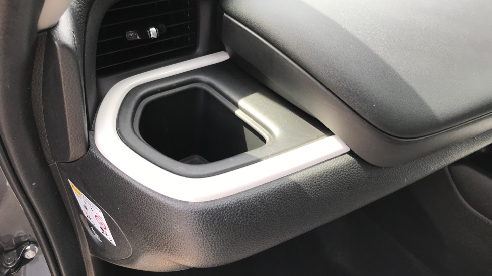 Honda Jazz 1.5 i-MMD Hybrid SR 5dr eCVT Hybrid Hatchback - Image 34