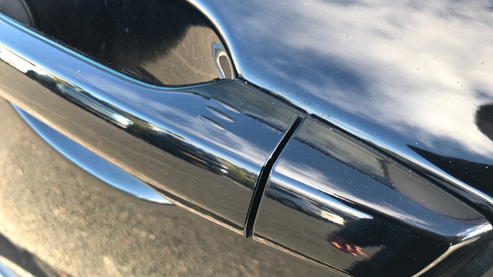 Honda CR-V 2.0 i-MMD Hybrid SR 5dr eCVT Hybrid Estate - Image 19