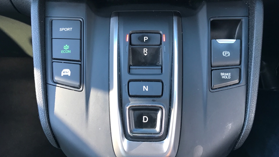 Honda CR-V 2.0 i-MMD Hybrid SR 5dr eCVT Hybrid Estate - Image 30