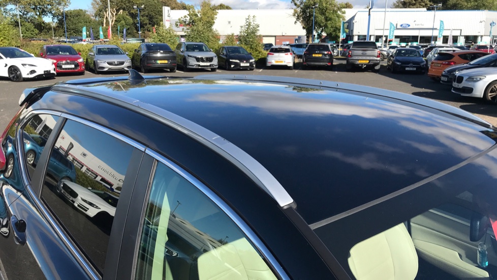 Honda CR-V 2.0 i-MMD Hybrid SR 5dr eCVT Hybrid Estate - Image 40